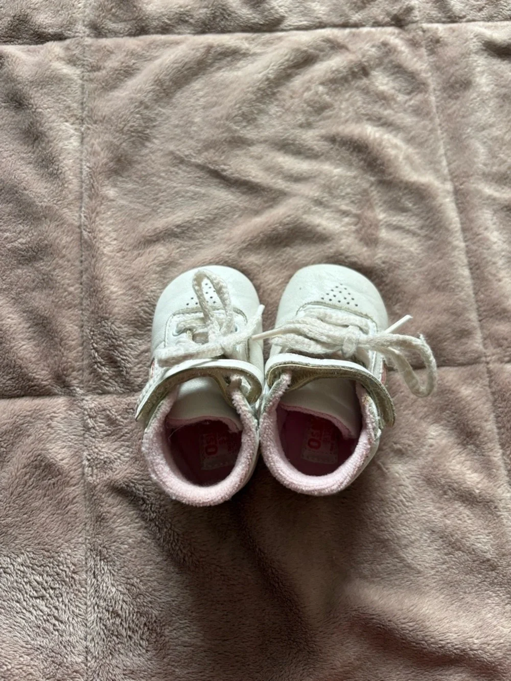 Vintage Oshkosh baby booties